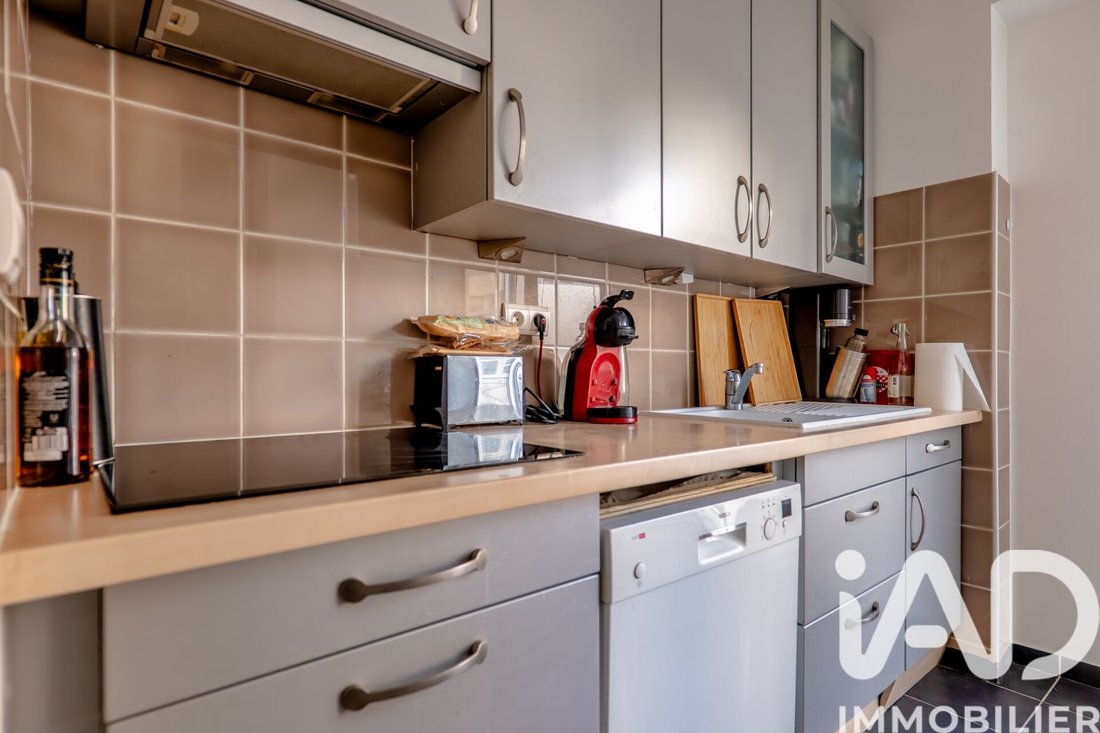 Apartment in Montsouris Dareau, Paris 14e Arrondissement, Paris 4 - 17513853