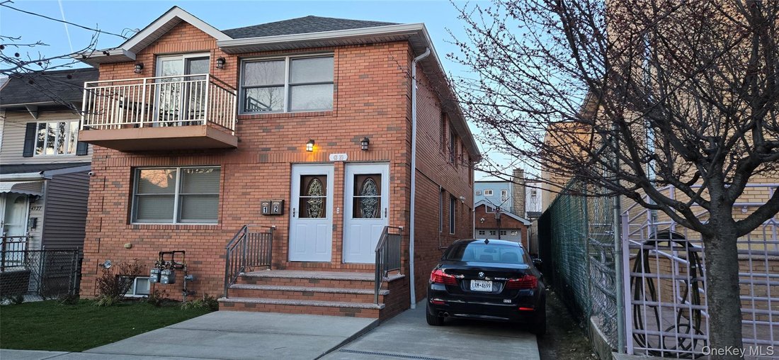 House in New York, New York, United States 1 - 17353845