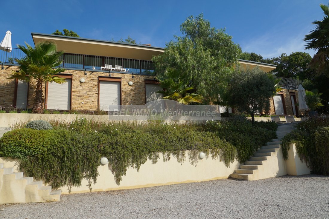 Castle in Rayol-Canadel-sur-Mer, Provence-Alpes-Côte d'Azur, France 4 - 17513256