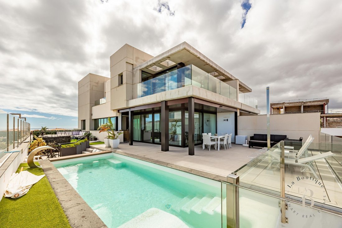 Villa in Maspalomas, San Bartolome de Tirajana, Canary Islands 3 - 17504391