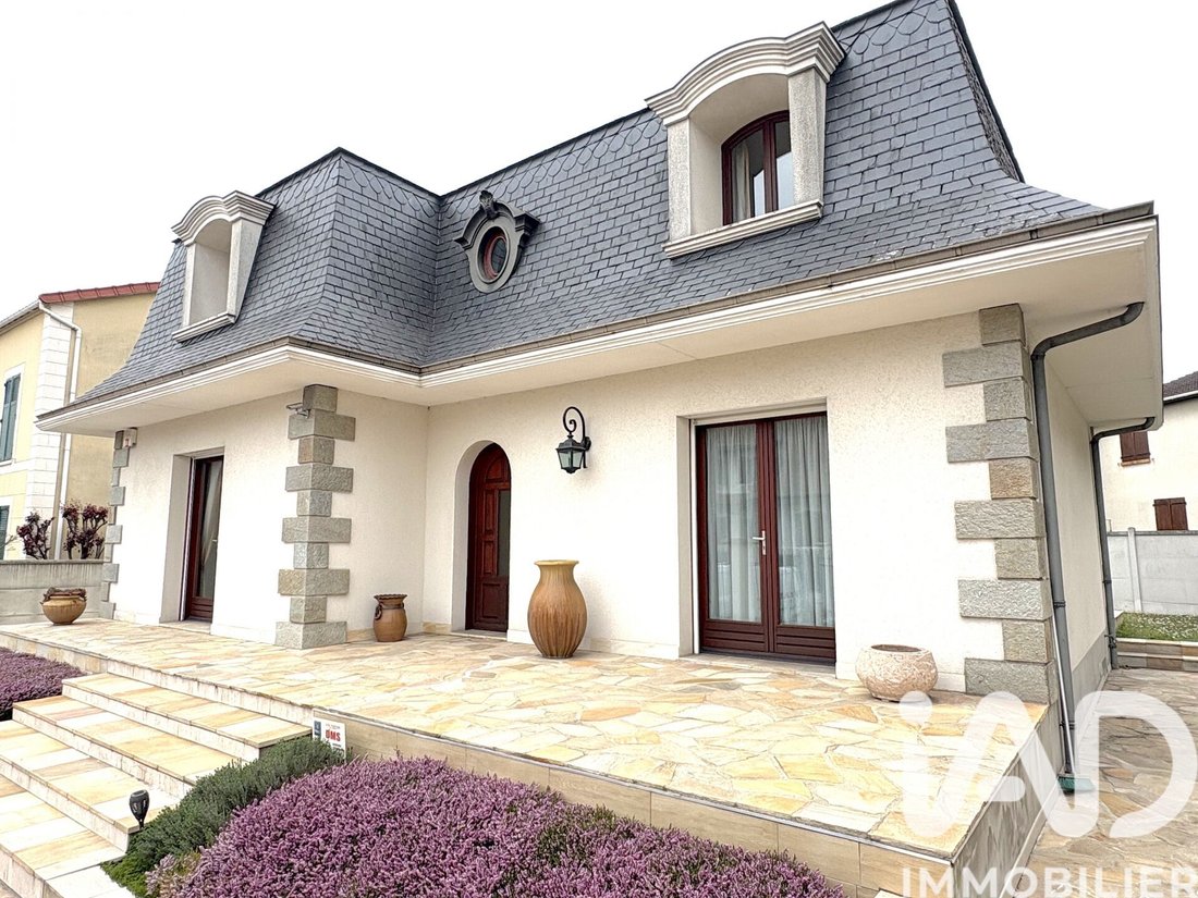 House in Gutenbert, Livry-Gargan, France 1 - 17513886
