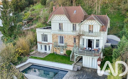 House in Villennes-sur-Seine, Ile-de-France, France 1