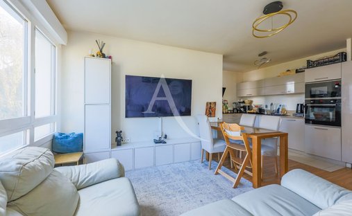 Apartment in Centre, Romainville, France 1