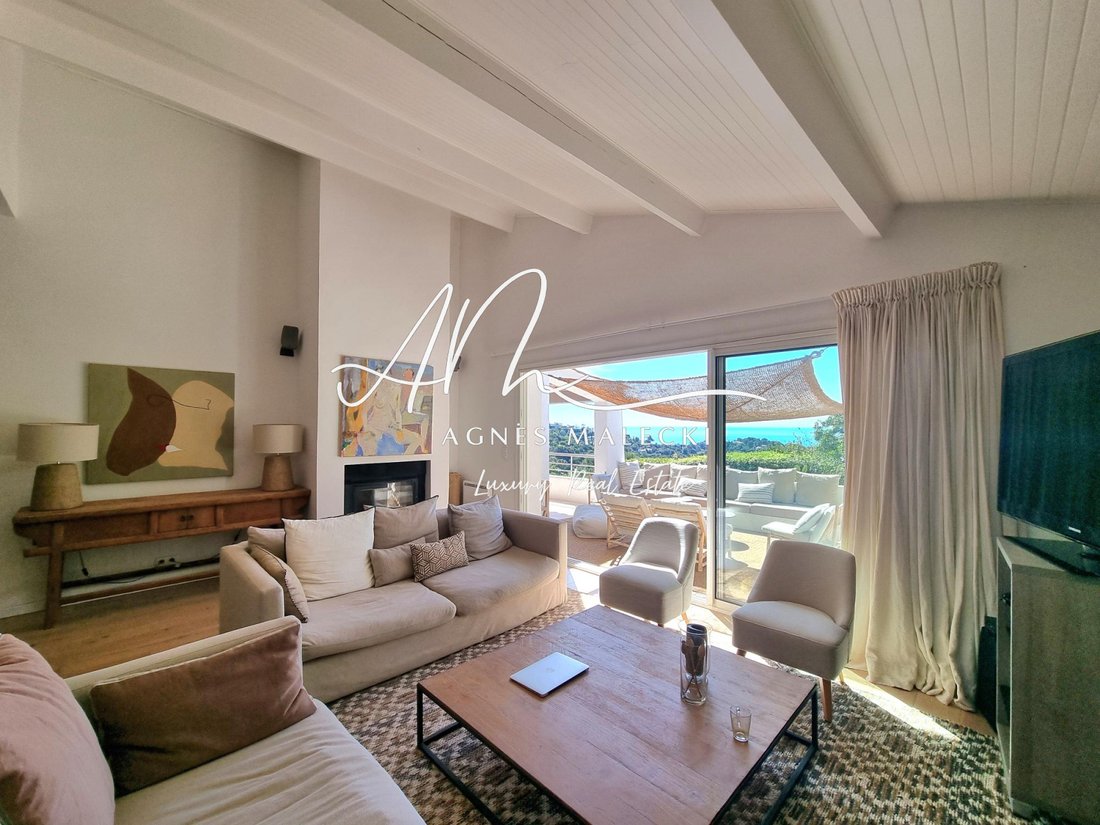 Villa in La Croix-Valmer, Provence-Alpes-Côte d'Azur, France 5 - 17425254
