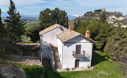 Casa de Campo en Monteprandone, Marcas, Italia 1