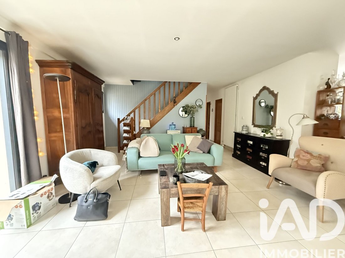 House in Sucy-en-Brie, Ile-de-France, France 1 - 17513751