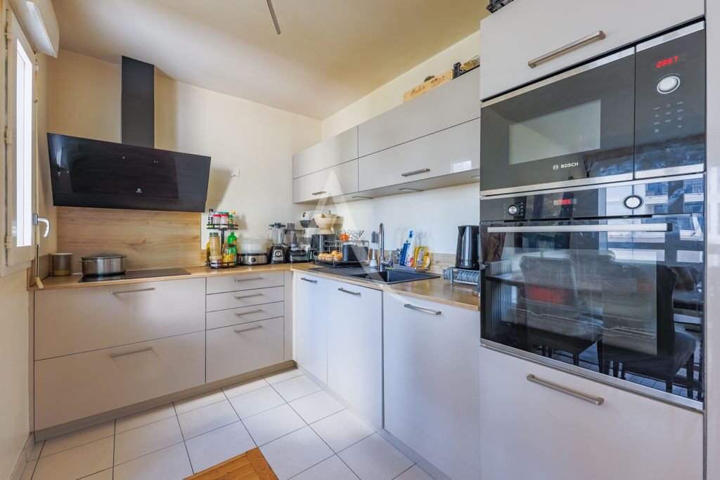 Apartment in Centre, Romainville, France 3 - 17047949