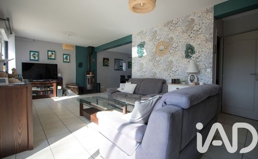 House in Les Communes, Bois-d'Arcy, France 1