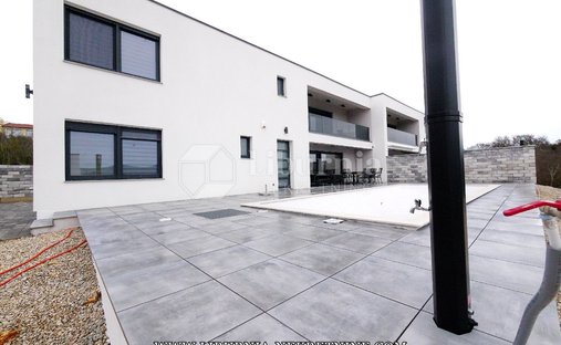 Haus in Krk, Primorje-Gorski, Kroatien 1