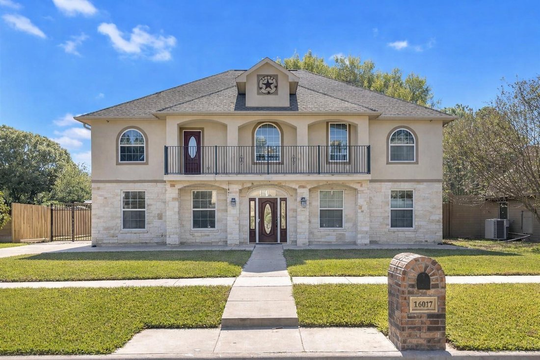 House in Houston, Texas, United States 2 - 16558580