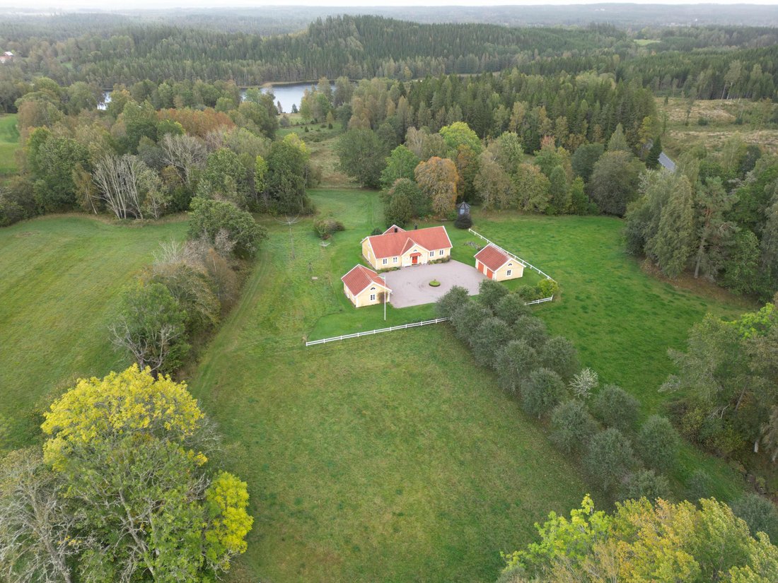 Farm Ranch in Mullsjö, Jonkoping County, Sweden 1 - 17509793