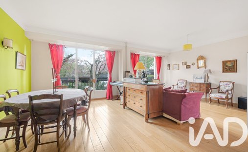 Apartment in La Ronce, Ville-d'Avray, France 1