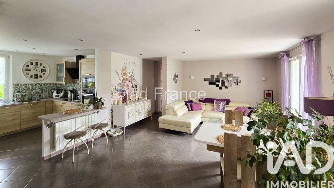 House in Montfort-l'Amaury, Ile-de-France, France 1 - 17512954