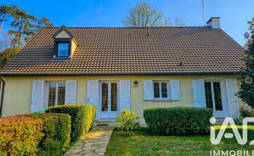 Haus in L'Étang-la-Ville, Île-de-France, Frankreich 1