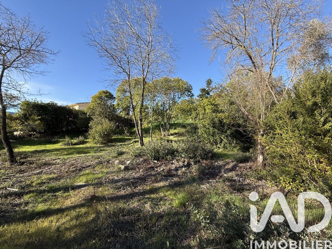 Land in Le Rouret, Provence-Alpes-Côte d'Azur, France 4 - 17512945