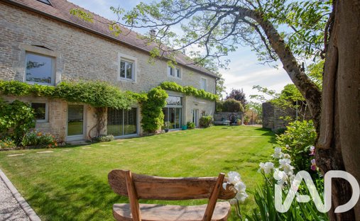 House in Chaignay, Bourgogne – Franche-Comté, France 1