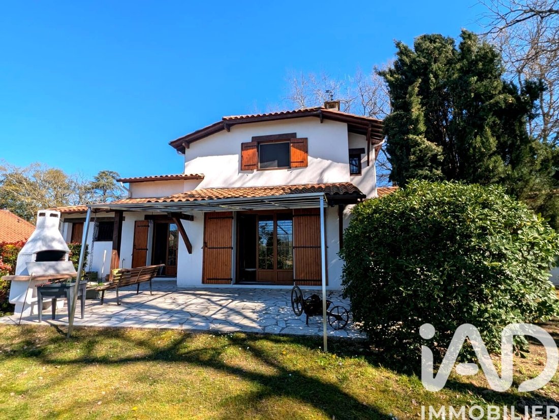 House in Bouliac, Nouvelle-Aquitaine, France 2 - 17513948