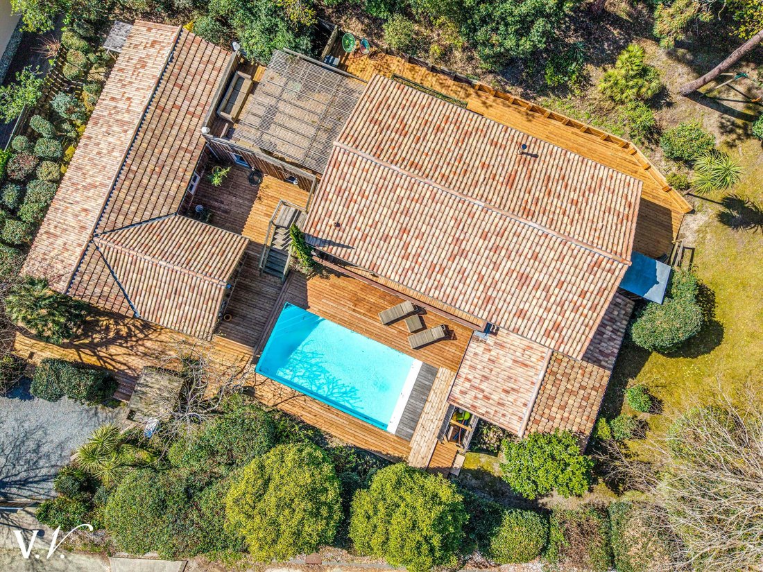 Villa in Biscarrosse, Nouvelle-Aquitaine, France 2 - 17510765