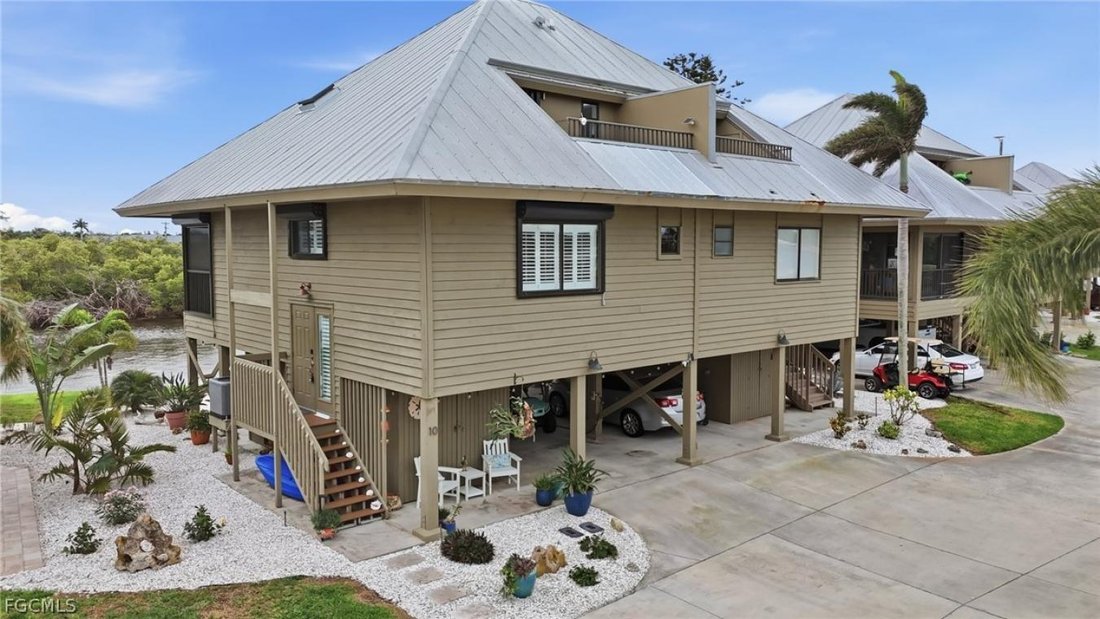House in Bokeelia, Florida, United States 4 - 17513284