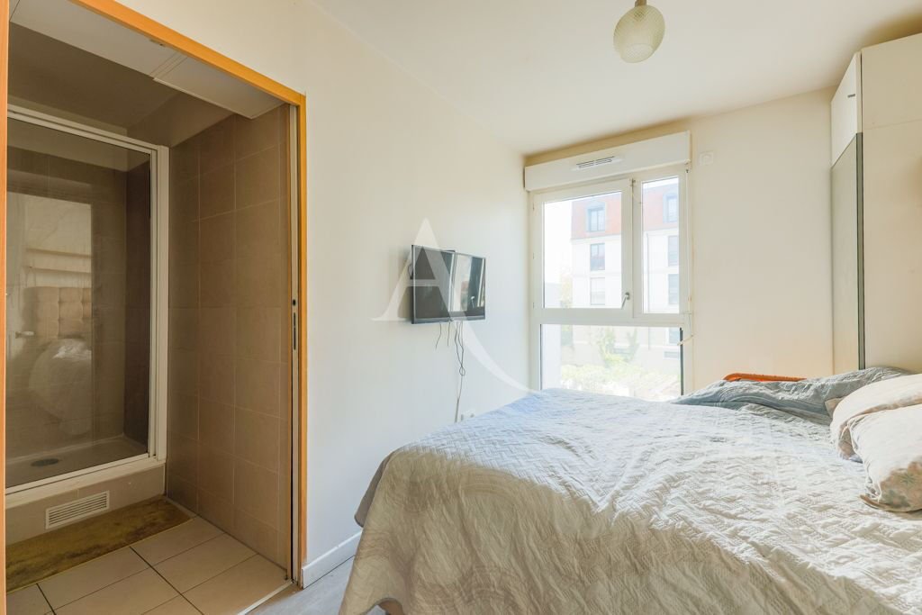 Apartment in Centre, Romainville, France 4 - 17047949