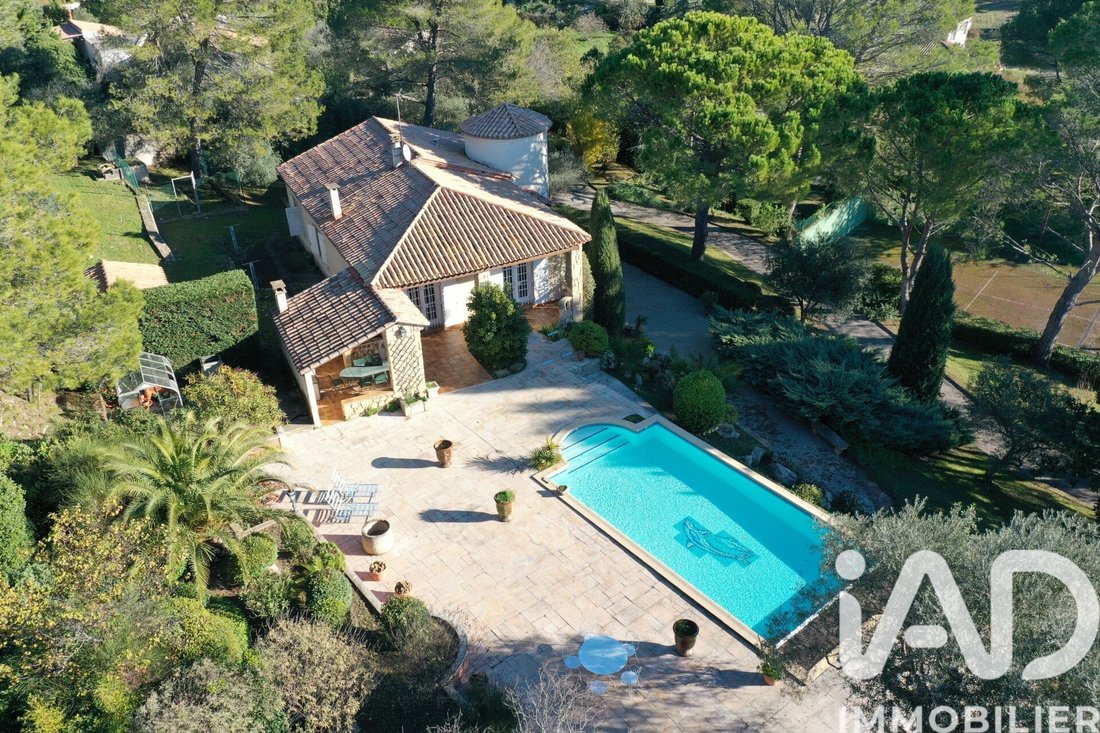 House in Courbessac, Nimes, France 1 - 17512876