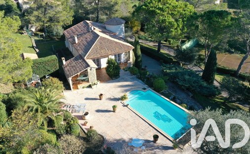 House in Courbessac, Nimes, France 1