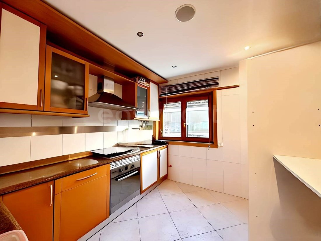 Apartment in Alvalade, Lisbon, Portugal 3 - 17509439