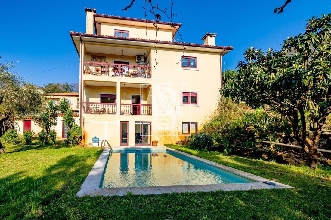 Villa in Vila Garcia, Aboim e Chapa, Porto District, Portugal 1 - 17458313