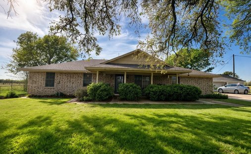 Farm Ranch in Tool, Texas, United States 1