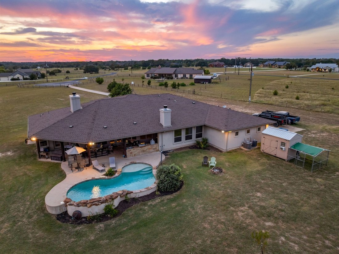 House in Liberty Hill, Texas, United States 2 - 17514377