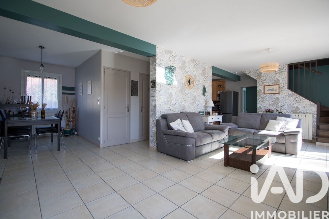 House in Les Communes, Bois-d'Arcy, France 3 - 17513956