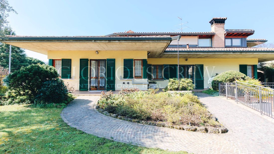 Villa in Provaglio d'Iseo, Lombardy, Italy 2 - 17507583