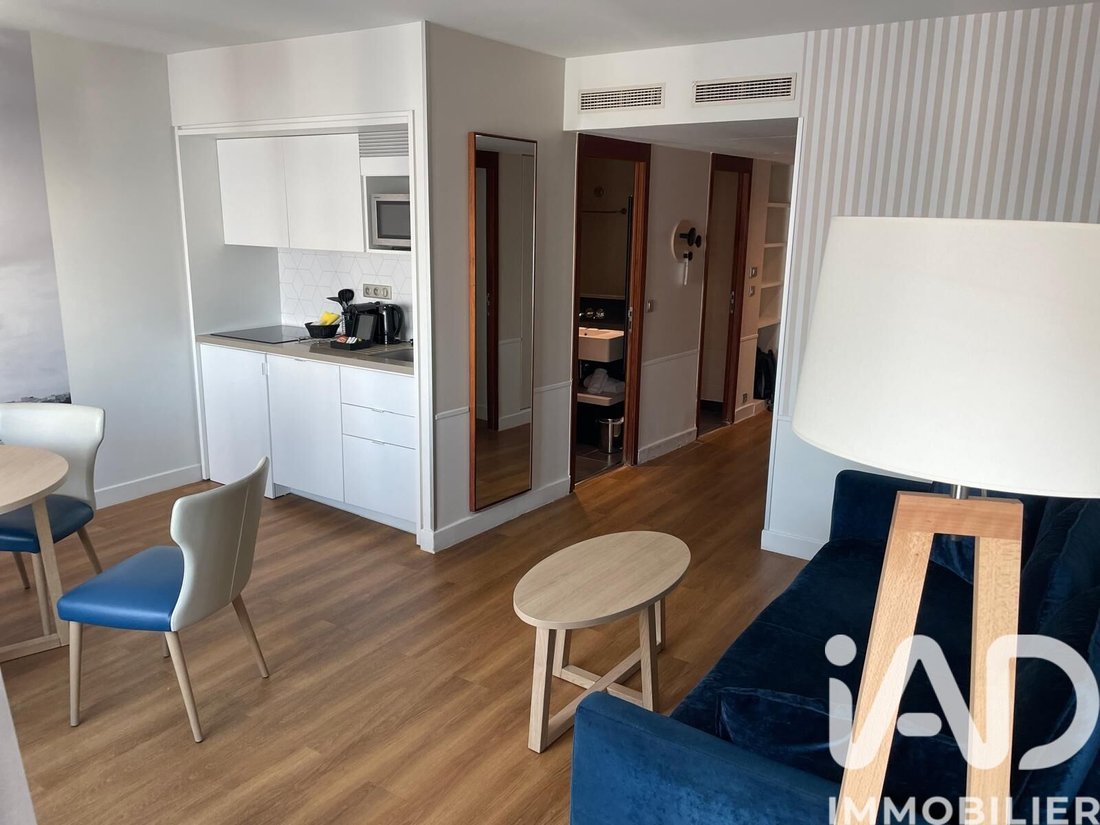 Apartment in Emeriau-Zola, Paris 15e Arrondissement, Paris 5 - 17513774