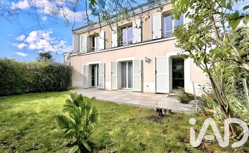 House in Centre Ville Sud Ouest, Bussy-Saint-Georges, France 1