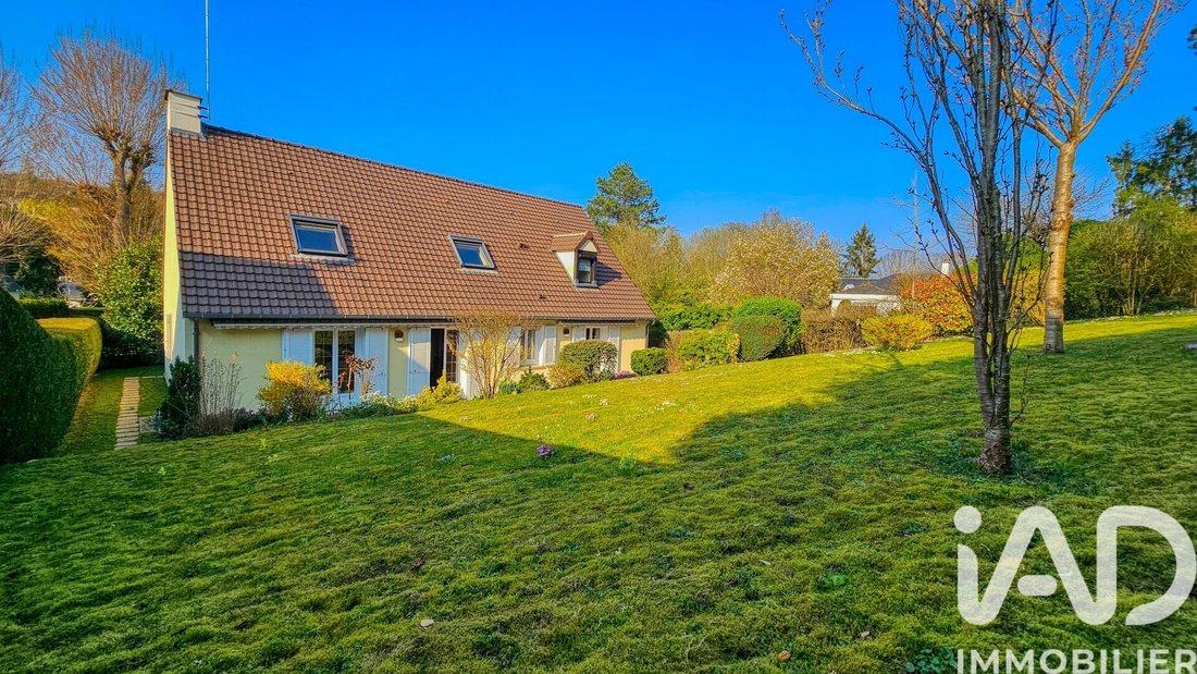 House in L'Étang-la-Ville, Ile-de-France, France 4 - 17513822