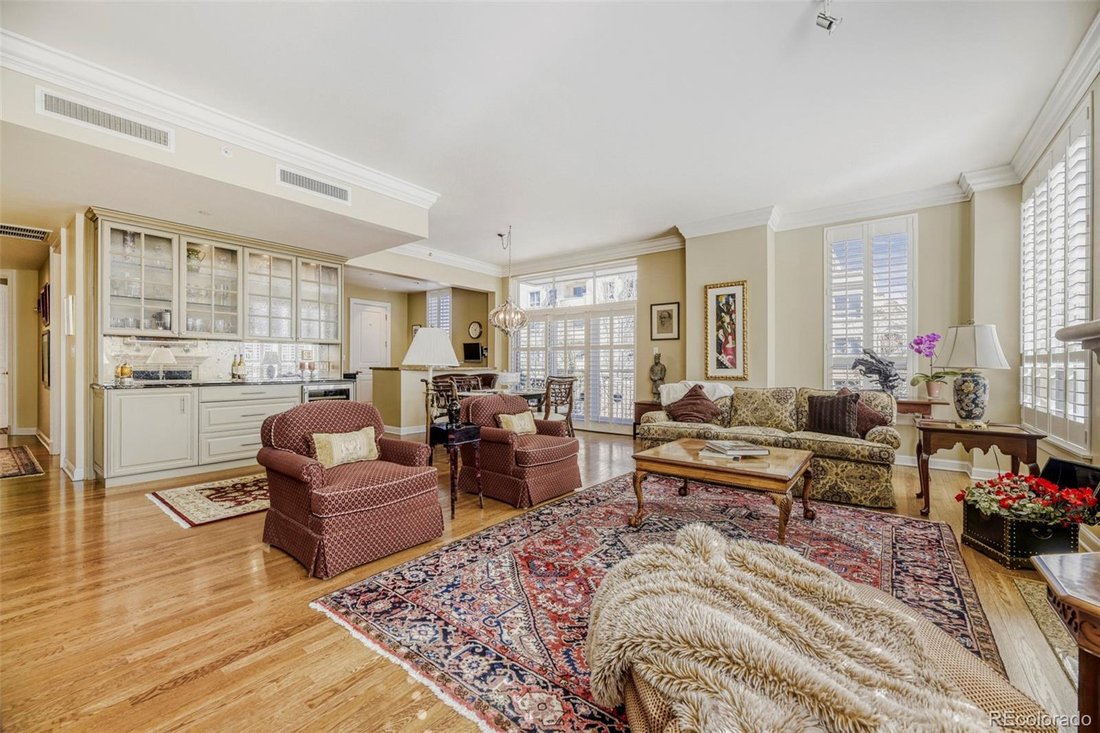 Condo in Denver, Colorado, United States 3 - 17504332