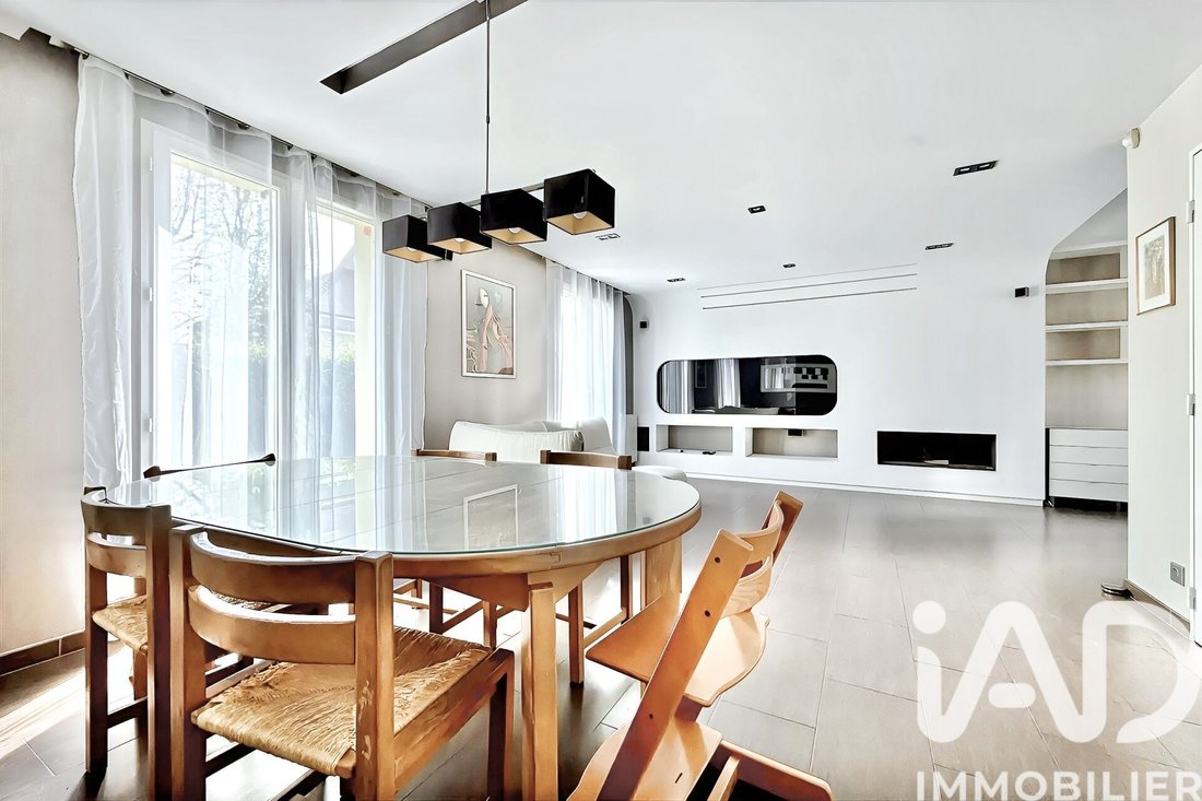 House in Centre Ville Sud Ouest, Bussy-Saint-Georges, France 2 - 17512938