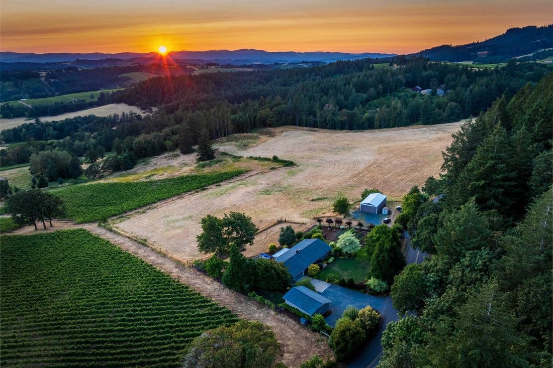 House in Newberg, Oregon, United States 3 - 17503708