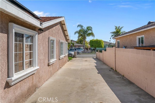 Hawaiian Gardens, California, United States 4 - 17503697