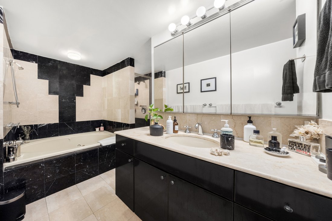 Condo in New York, New York, United States 5 - 17514443