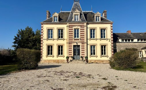 House in Vierville-sur-Mer, Normandy, France 1