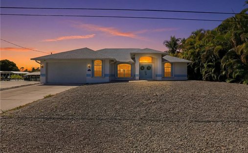 House in Saint James City, Florida, United States 1