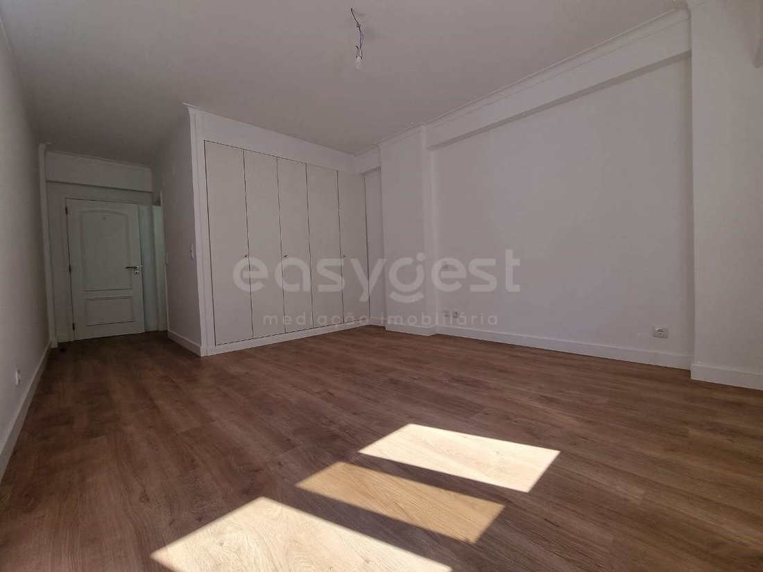 Apartment in Sao Domingos de Benfica, Lisbon, Portugal 4 - 16825734