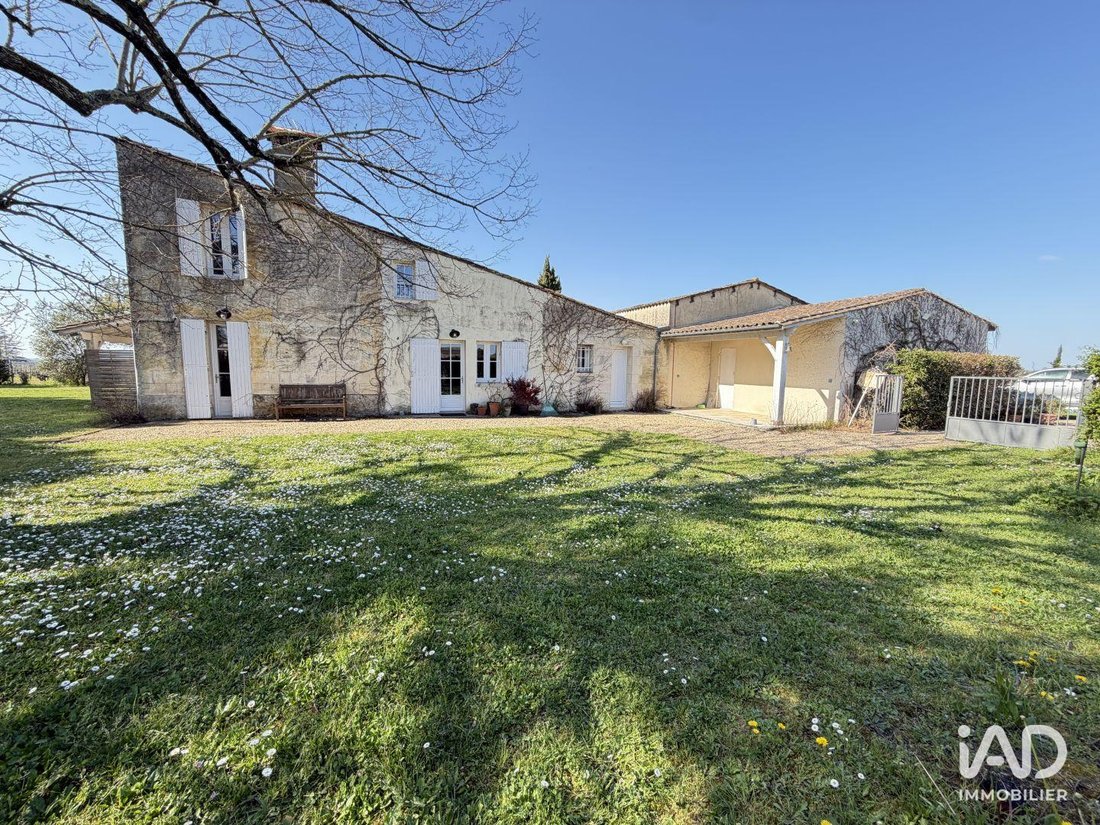 House in Saint-Émilion, Nouvelle-Aquitaine, France 1 - 17513875