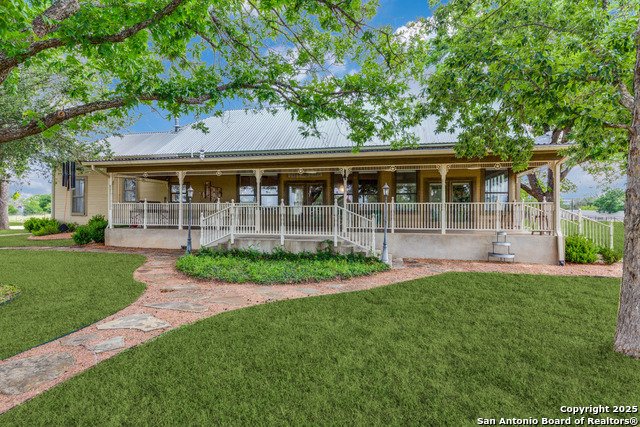 Farm Ranch in Center Point, Texas, United States 4 - 17515051