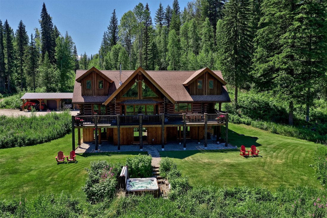 House in Clearwater, British Columbia, Canada 2 - 17505997