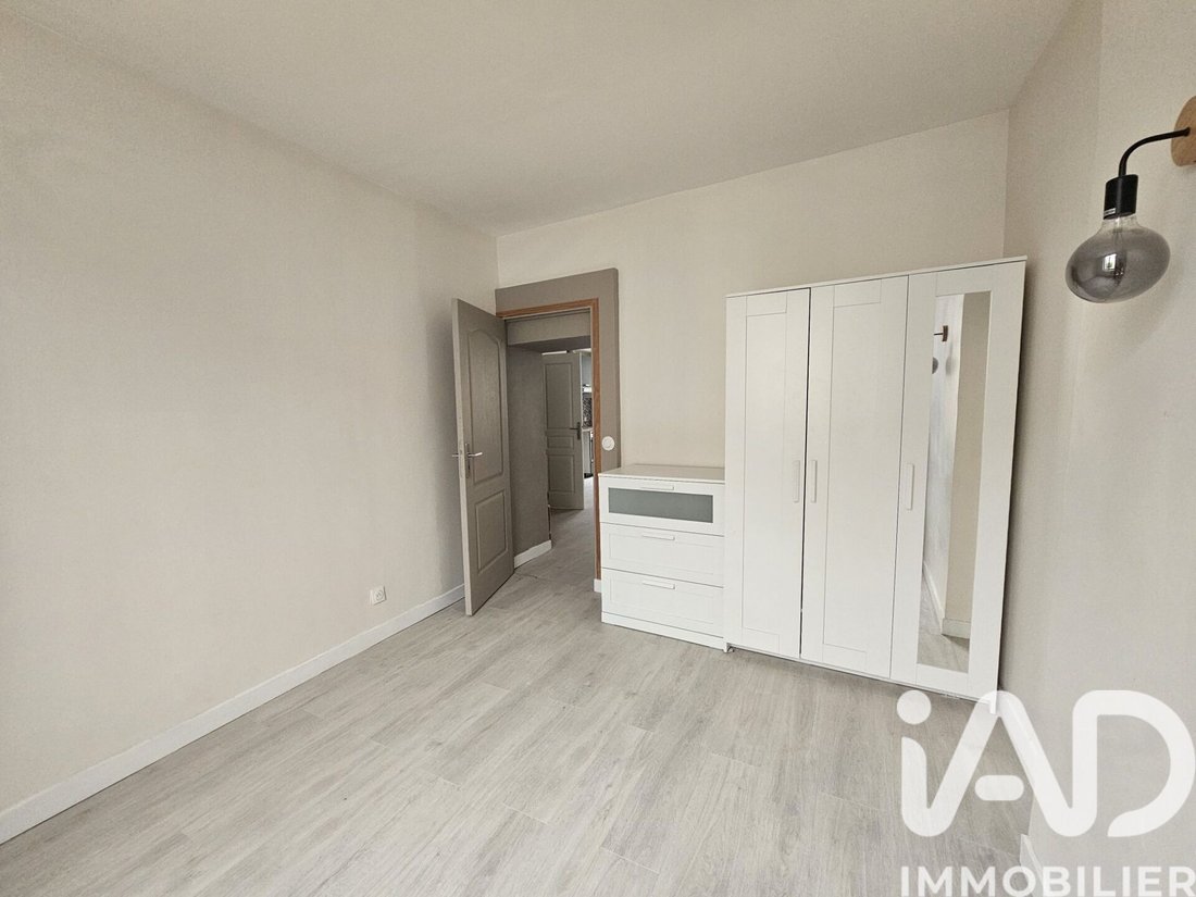 Le Port-Marly, Ile-de-France, France 4 - 17513914