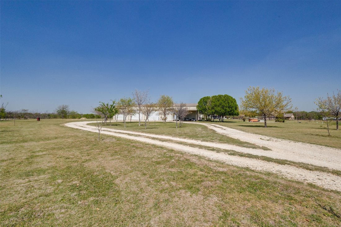 House in Sanger, Texas, United States 1 - 17448762