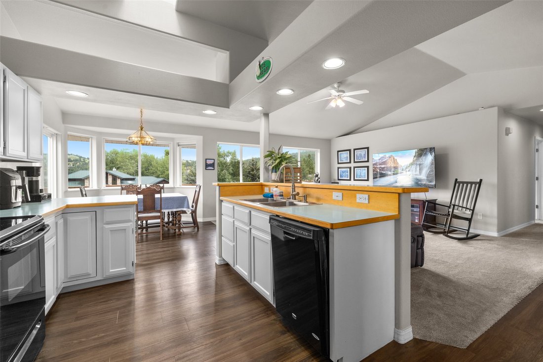 House in Kalispell, Montana, United States 2 - 17513316