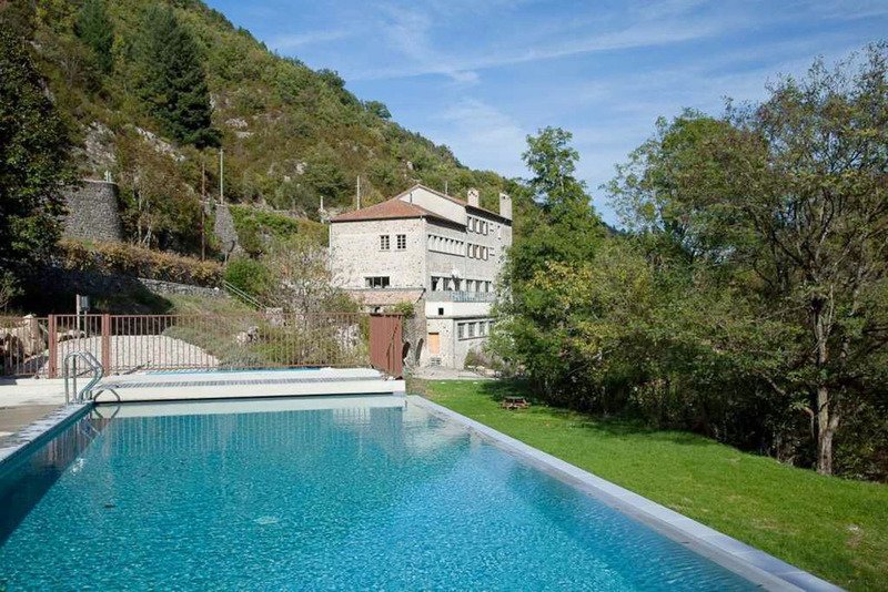 House in Saint-Etienne-de-Serre, Auvergne-Rhône-Alpes, France 1 - 17513294